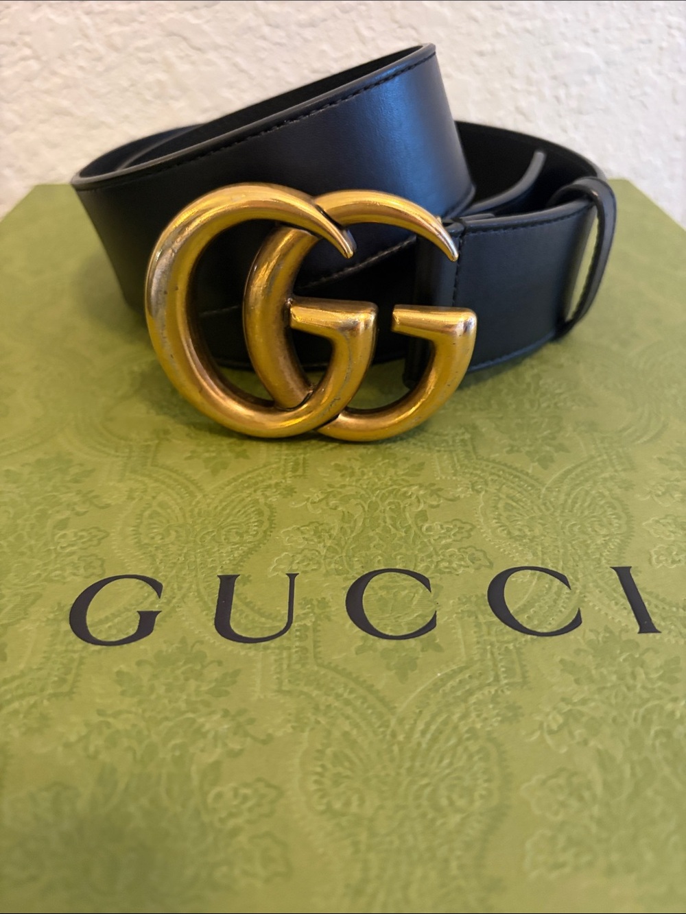 Gucci Black Leather Double G Buckle Belt